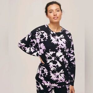 ATHLETA WILLOW ELFIN PURPLE LONG SLEEVE  BALANCE PRINTED Allover PULLOVER XS